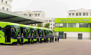 VINBUS  chính thức vận hành xe buýt điện thông minh đầu tiên tại Việt Nam