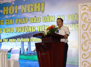 Tăng cường giải pháp an toàn cho giao thông đường thủy nội địa