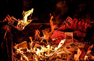 Đề xuất các giải pháp nhằm hạn chế đốt đồ mã, vàng mã