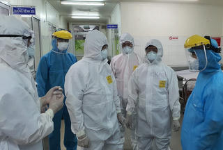 8 bệnh nhân tử vong là bất khả kháng, Covid-19 chỉ như ‘giọt nước tràn ly’