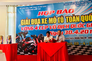 Họp báo giải đua xe mô tô toàn quốc vòng 4