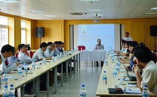 Chấm sơ khảo Giải Báo chí quốc gia lần thứ X