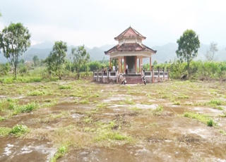 Quạnh vắng di tích Chiến khu Ba Lòng