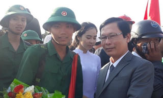 Hơn 2.600 thanh niên Quảng Ngãi lên đường nhập ngũ