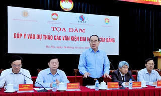 Phát huy dân chủ trong thời kỳ internet