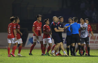 Nhiều điểm nóng ở V-League 2021