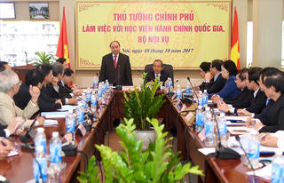 Cán bộ phải có tinh thần kiến tạo, liêm chính