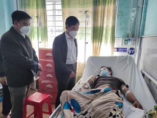 Nạn nhân vụ lật xe mì: Đang ngủ chập chờn, tôi nghe tiếng la thét