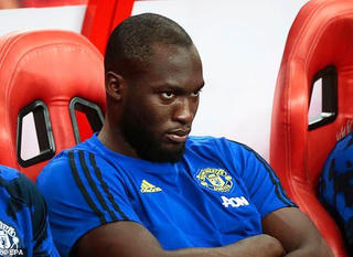 MU gạch tên Sanchez và Lukaku khỏi danh sách du đấu