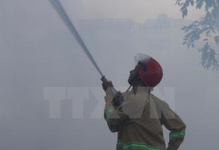 Cháy lớn ở KCN Nhơn Trạch, 4.000 m2 nhà xưởng bị thiêu rụi