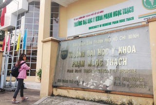 Đại học Y khoa Phạm Ngọc Thạch: Tiền hậu bất nhất, thí sinh 'bơ vơ'
