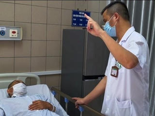 Ngộ độc methanol từ rượu giả, 1 người tử vong, 1 người tổn thương mắt