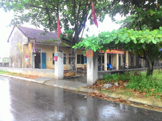 Xông vào trụ sở hành hung 3 Công an phường