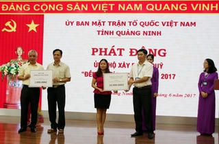 Hơn 392 triệu đồng ủng hộ Quỹ ‘Đền ơn đáp nghĩa’