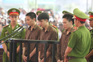 Vụ thảm án ở Bình Phước: Nguyễn Hải Dương và Vũ Văn Tiến lĩnh án tử hình
