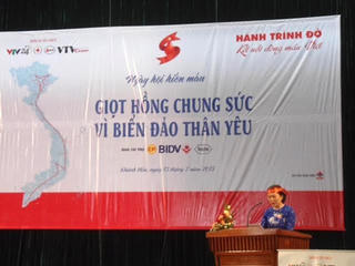 Ngày Hội hiến máu “Giọt hồng chung sức vì biển đảo thân yêu”
