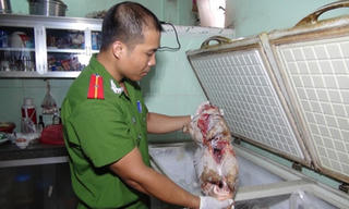 Bình Phước: Phát hiện gần 1 tấn thịt, mỡ bẩn bốc mùi hôi thối