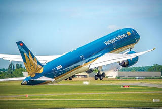 Vietnam Airlines khai thác đường bay TP Hồ Chí Minh-Quảng Ninh từ 30/12