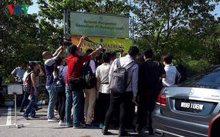 Luật sư của Đoàn Thị Hương nhận 44 tài liệu từ công tố viên