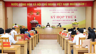 Quảng Ngãi: Khai mạc kỳ họp thứ 5, HĐND tỉnh khóa XIII