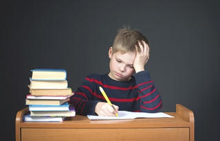 Bài tập về nhà thế nào và bao nhiêu là đủ?