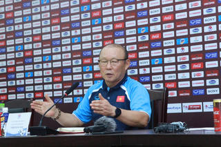 HLV Park Hang Seo: Tập trung cho vòng loại World Cup