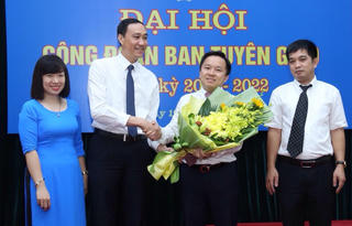 Phát huy tốt vai trò người cán bộ Mặt trận