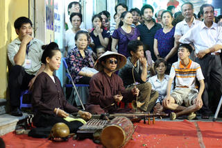 'Tìm đường' cho hát xẩm