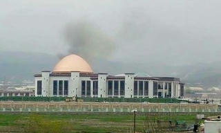 Taliban phóng rocket vào tòa nhà Quốc hội Afghanistan