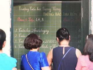 Hà Nội: Bãi bỏ thu khoản đóng góp tự nguyện để mua sắm thiết bị nhà trường