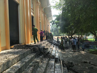 ‘Bà hỏa’ gây họa ở nhà thờ Thọ Vực
