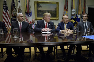 100 ngày lãnh đạo nước Mỹ của Tổng thống Donald Trump