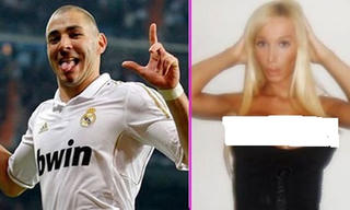Benzema lủi thủi theo dõi đội nhà