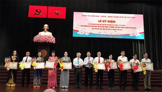 Biểu dương 70 tập thể và 111 cá nhân học tập và làm theo tư tưởng, đạo đức, phong cách Hồ Chí Minh