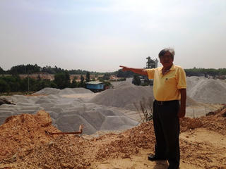 Núi Thành (Quảng Nam): Lấy đất của dân giao cho doanh nghiệp khai thác đá