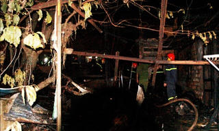 Cháy quán cà phê, một người bị thương