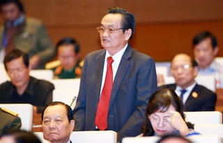 Tìm 'thuốc' chữa bệnh bộ máy cồng kềnh