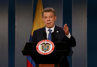 Giải Nobel Hòa bình được trao cho Tổng thống Colombia