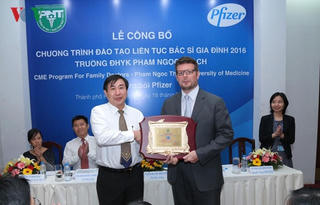 Hơn 2.000 cán bộ y tế được đào tạo bác sĩ gia đình miễn phí