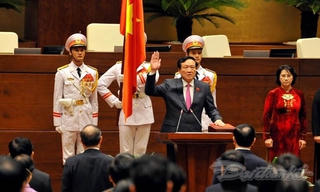 [ẢNH] Ông Nguyễn Hòa Bình tuyên thệ nhậm chức Chánh án TANDTC