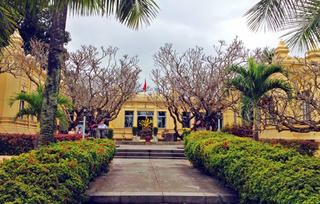 Dấu ấn trăm năm