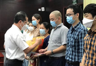 10 y, bác sĩ của Đà Nẵng lên đường hỗ trợ Bắc Giang 
