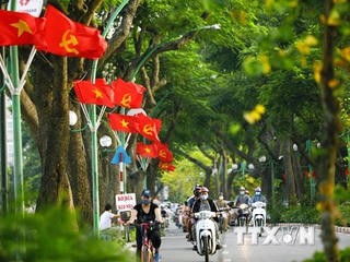 Nhiều khu vực ngày nắng, chiều tối và đêm có mưa và dông