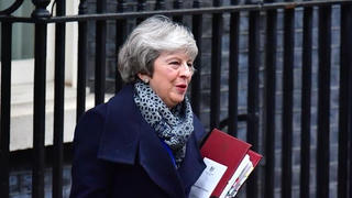 Thủ tướng Anh tìm cách phá thế bế tắc Brexit