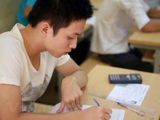 Thi THPT Quốc gia 2018: Học sinh Hà Nội làm bài kiểm tra khảo sát