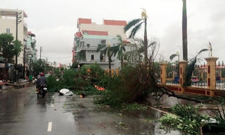 2 người chết, 1người mất tích, 10 người bị thương do bão số 1