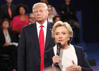 CNN: Bà Clinton 'thua toàn tập' nếu tái tranh cử tổng thống