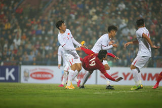 Hối hả chuẩn bị V-League 2021
