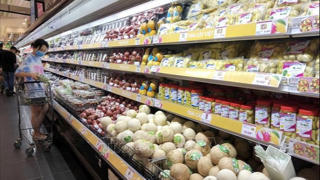 Hà Nội tăng từ 30-50% lượng hàng thiết yếu