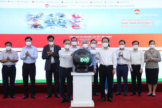 Trên 290 tỷ đồng ủng hộ tại chương trình tiếp tục đợt vận động 'Toàn dân đoàn kết, ra sức phòng chống dịch Covid-19' 